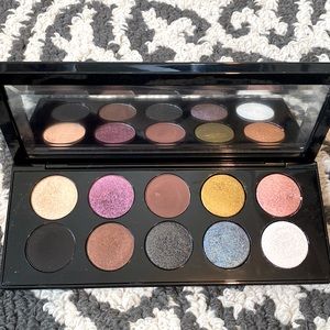 Pat Mcgrath Mothership III Subversive eyeshadow palette